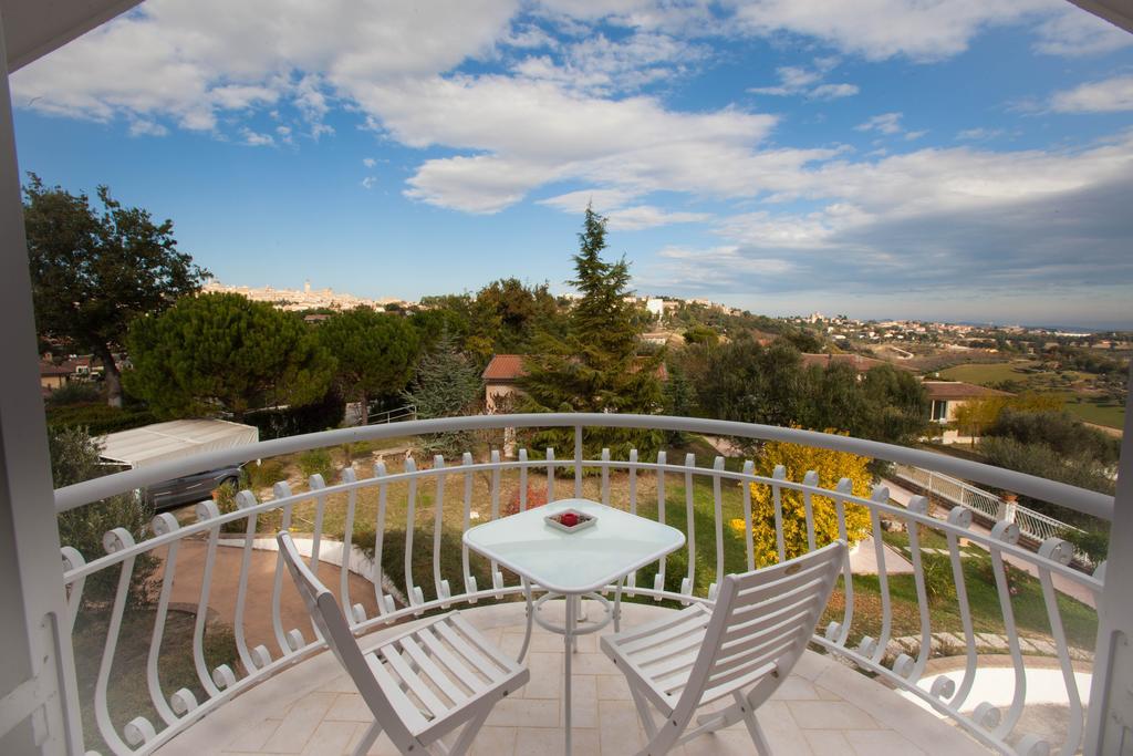 Residence Belohorizonte Macerata Chambre photo