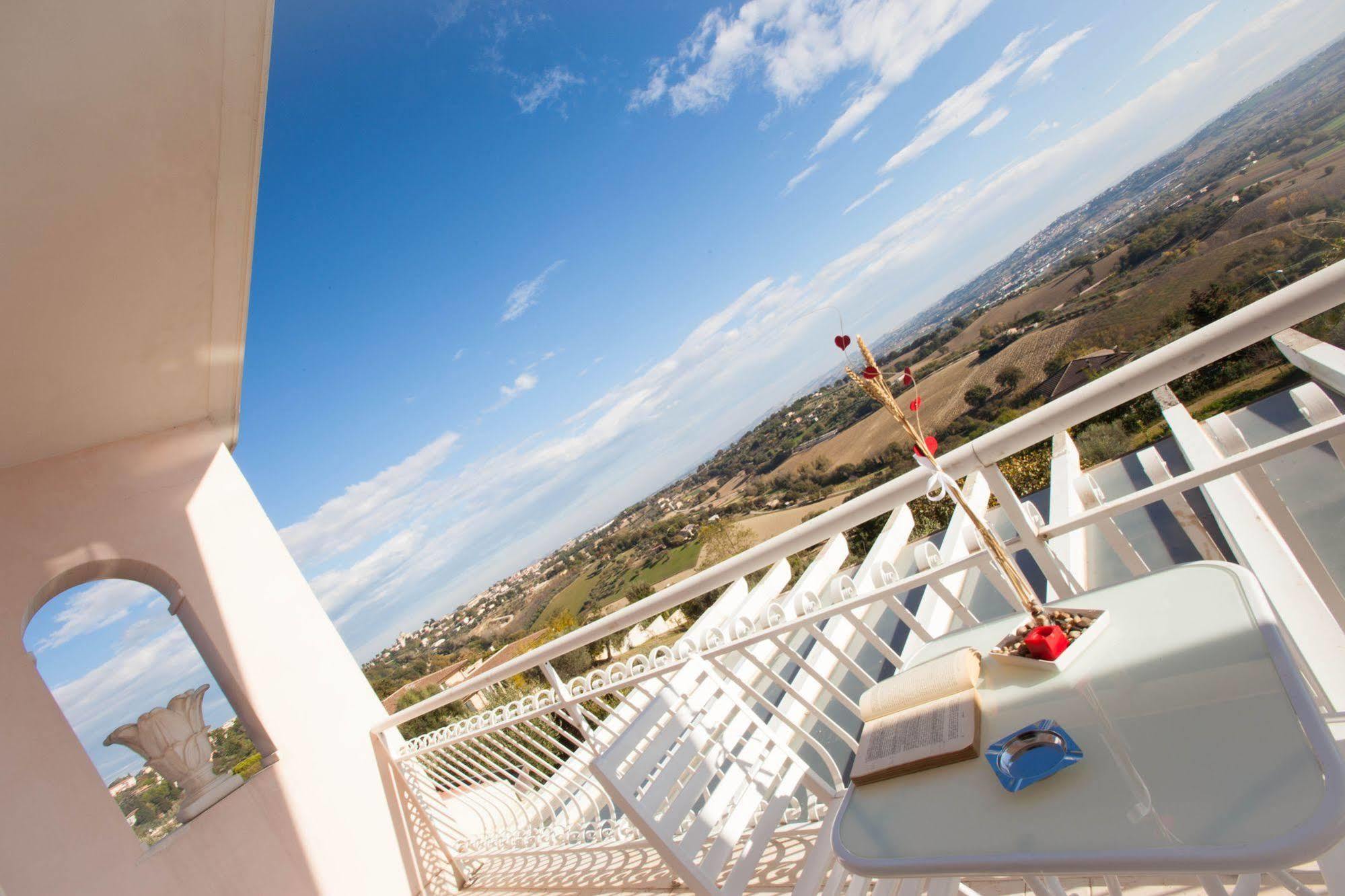 Residence Belohorizonte Macerata Extérieur photo